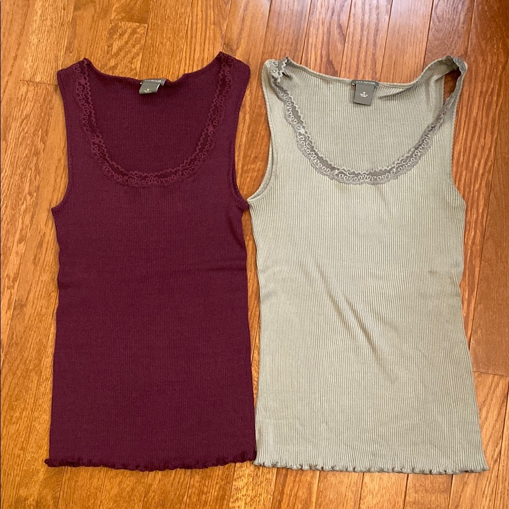 Ann Taylor Ribbed Gray and Purple Tank Tops
